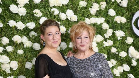 Bette Midler facts: Singer and actor's age, husband, children and .